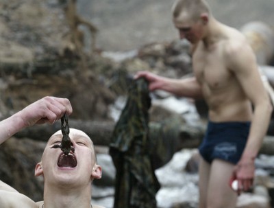 ??????????? ??????????? ????????? ???? ??????? ? ???????? ????? ?????????????? ???????? ??? ?????????? ? ??????? ?????? ????????.<br />????: ?????? ??????. AFP.<br />14 ??????. 2005.