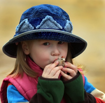 А вот эта красота исполнила для меня весеннюю мелодию собственного сочинения...