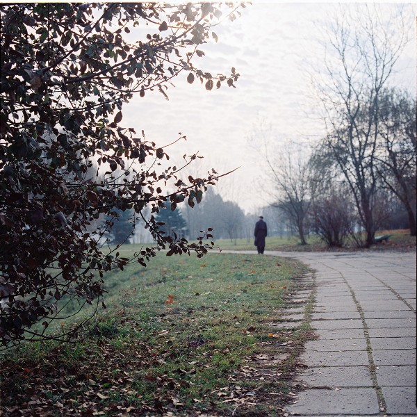 Осень, дедушка, солнце и облака.