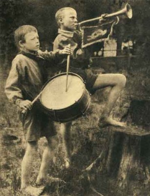 Л.Шокин. Пионеры. 1920-е годы. Бромойль